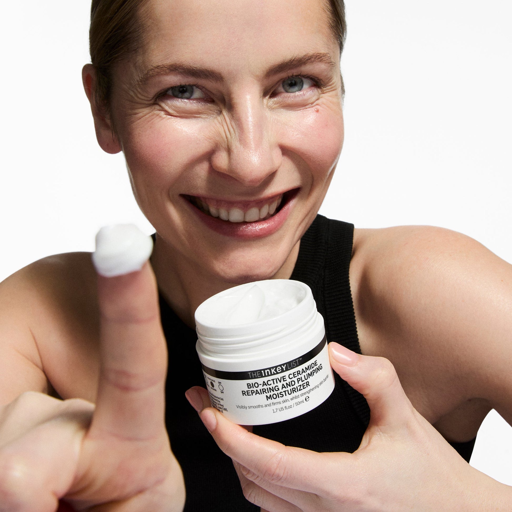 bio-active-ceramide-moisturizer-y7 Bio-Active_Model_2000x2000_7b381857-d412-4a9c-beec-0c29b7cc157b.jpg