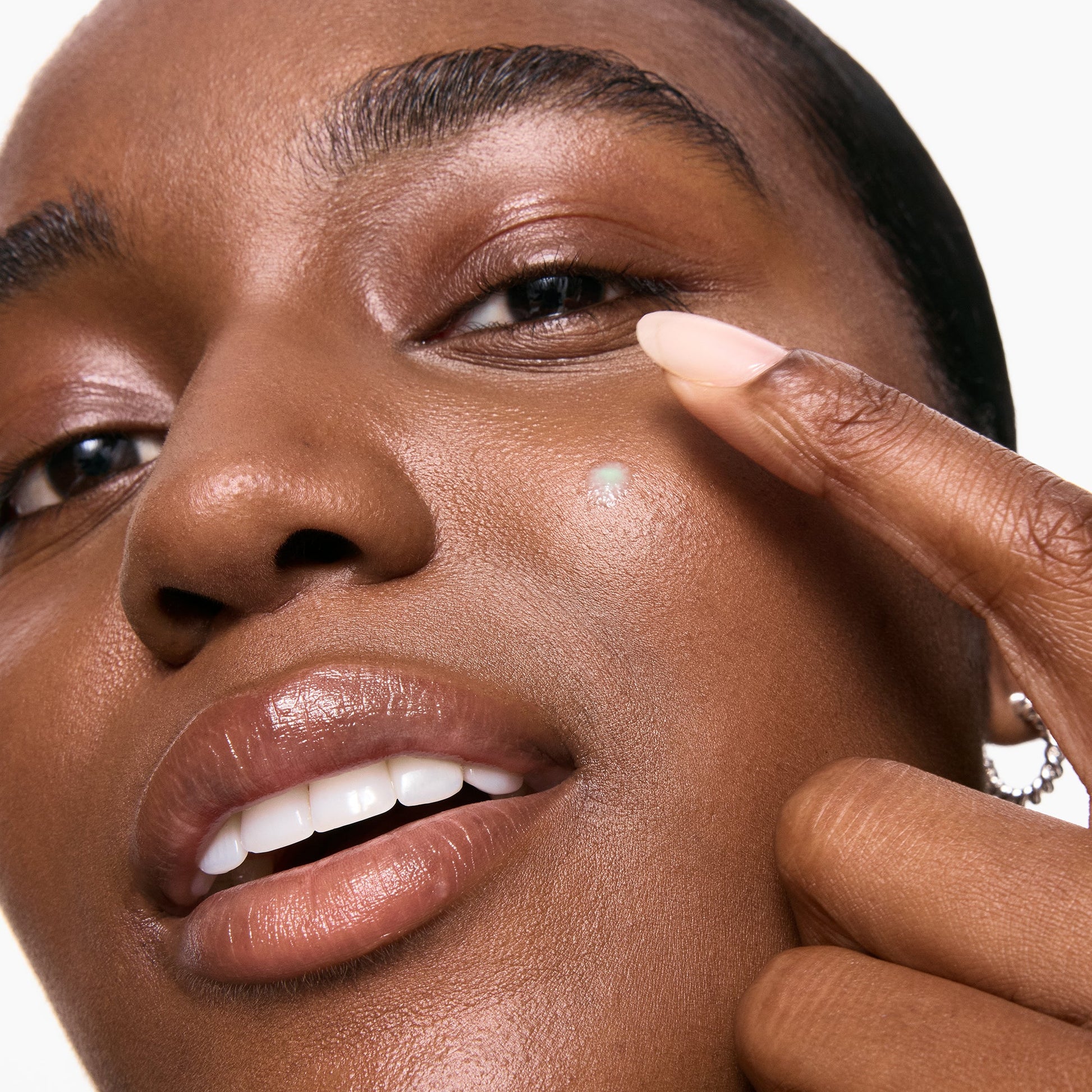 succinic-acid-acne-treatment-t6 SuccinicAcidTreatment_ModelGoopMacro_2000x2000_e7ad5946-f3be-4df1-af81-44a1aca395ef.jpg